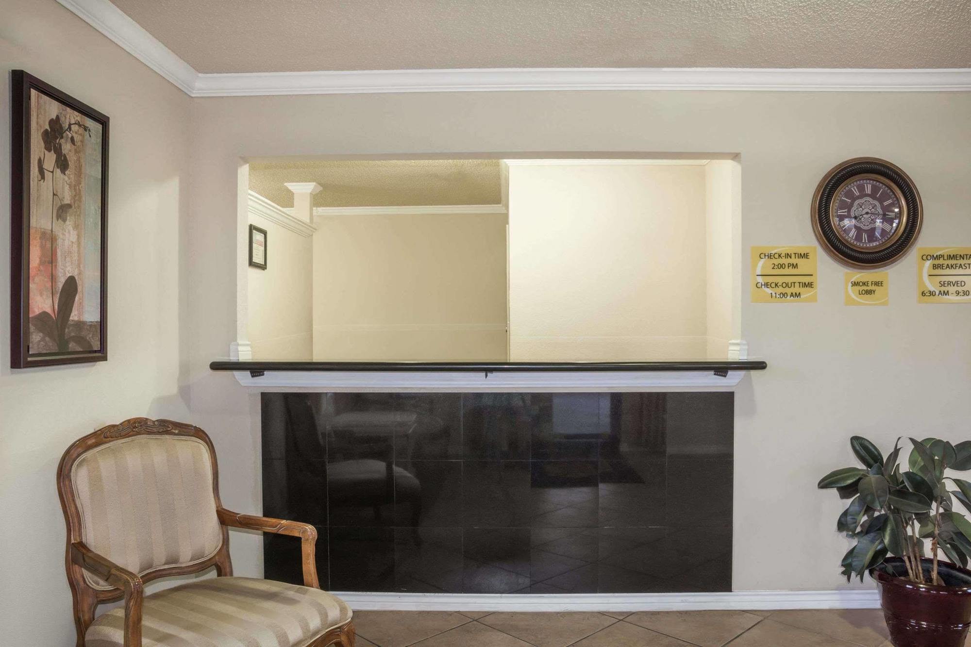 Hill Country Inn And Suite Copperas Cove Bagian luar foto